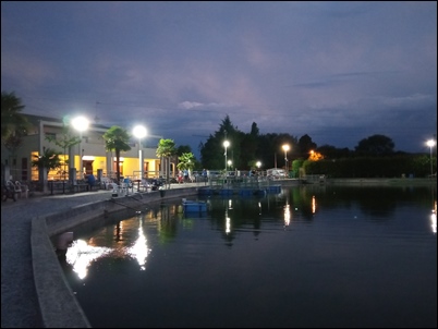 pesca di notte al Lago Azzurro di Peraga di Vigonza vicino Padova